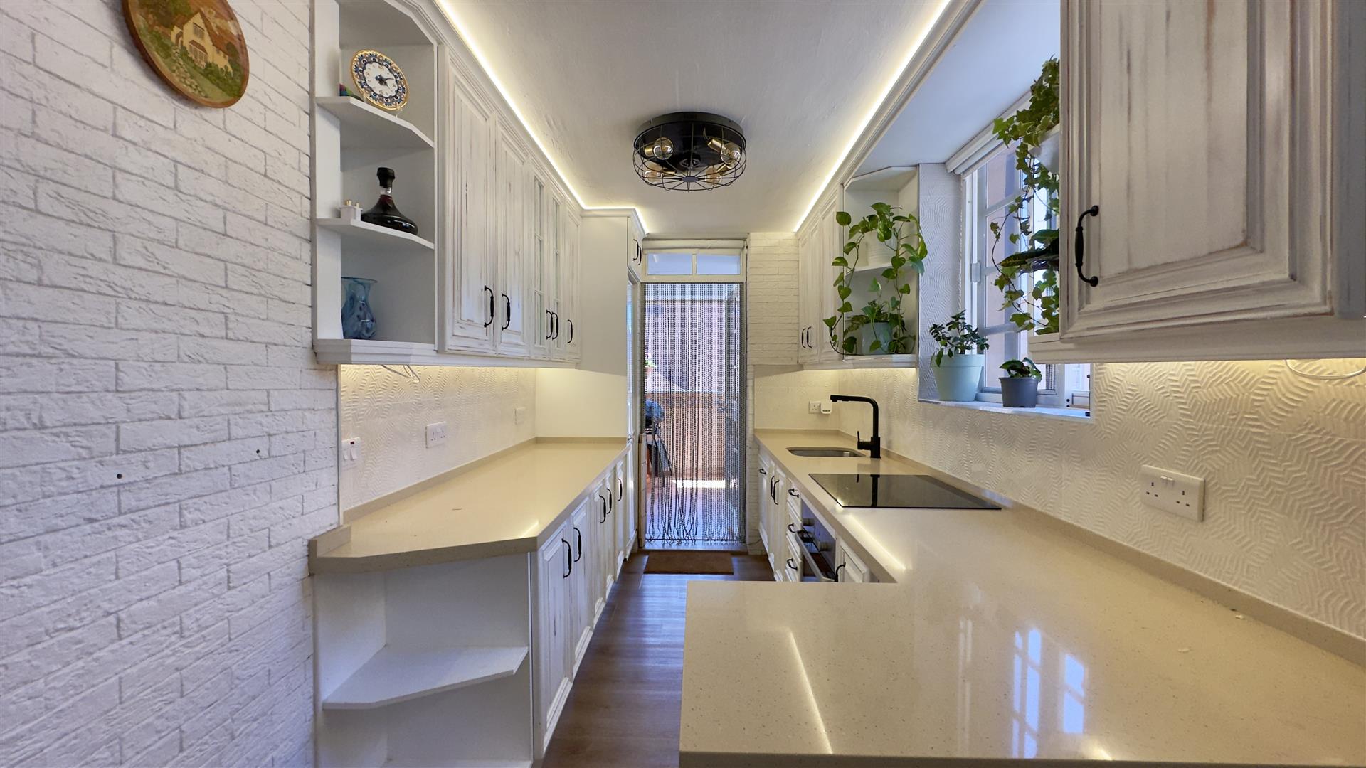  Image of Apartment - 2 Bedrooms - 1 Bathrooms for Sale in Elliot's Battery-Gibraltar, Image 10